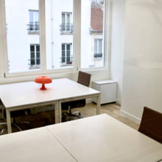 Bureau privé 20 m² 5 postes Location bureau Rue Bichat Paris 75010 - photo 3